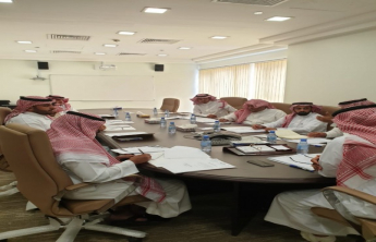 الدكتور الخضاري رئيساً للمجلس الاستشاري لكلية الآداب والعلوم بوادي الدواسر