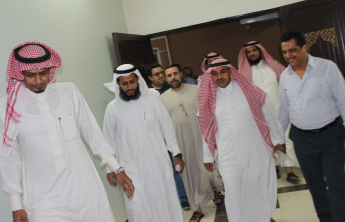 Dean of Student Affairs Meets “Youth Evenings” Students in the Governorates of Wadi Addawassir and Sulayel